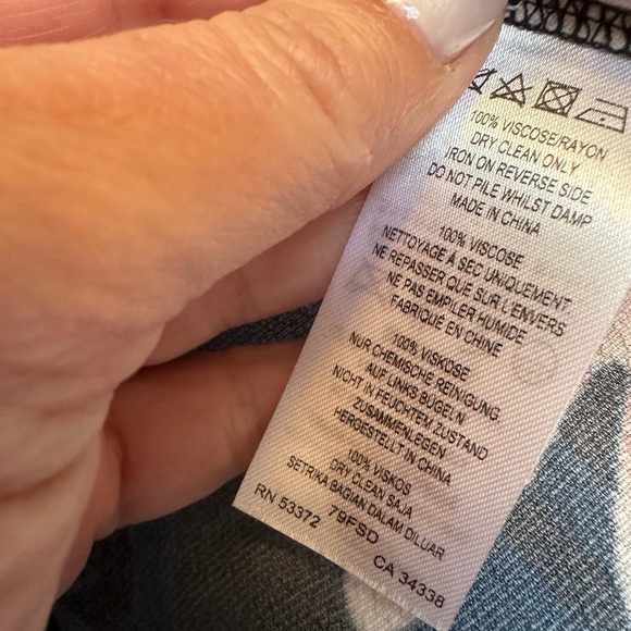 French Connection Women's Samba Avenue Shorts Daisy Floral Print Flowy Size 4 - Picture 6 of 10